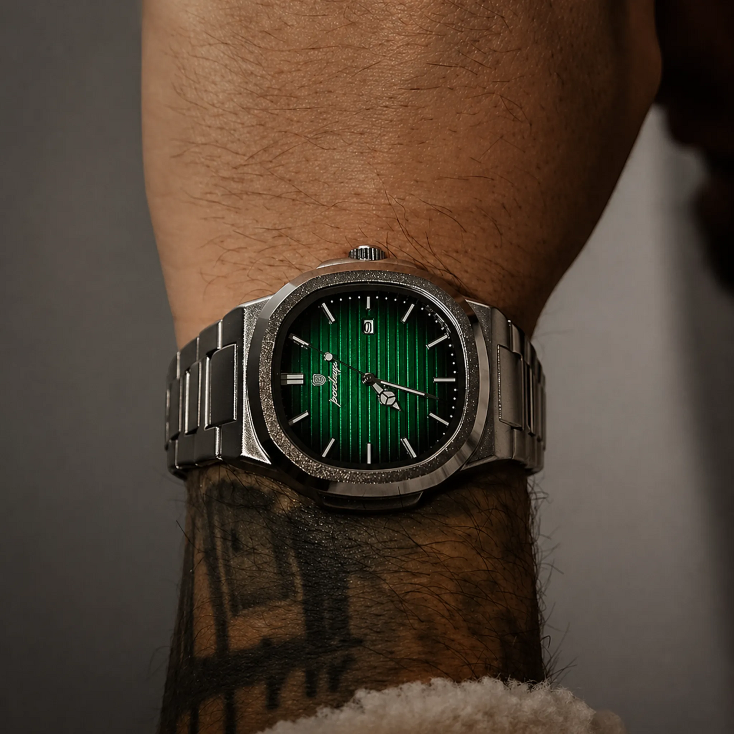 Ashford & Crowe® Nautilus