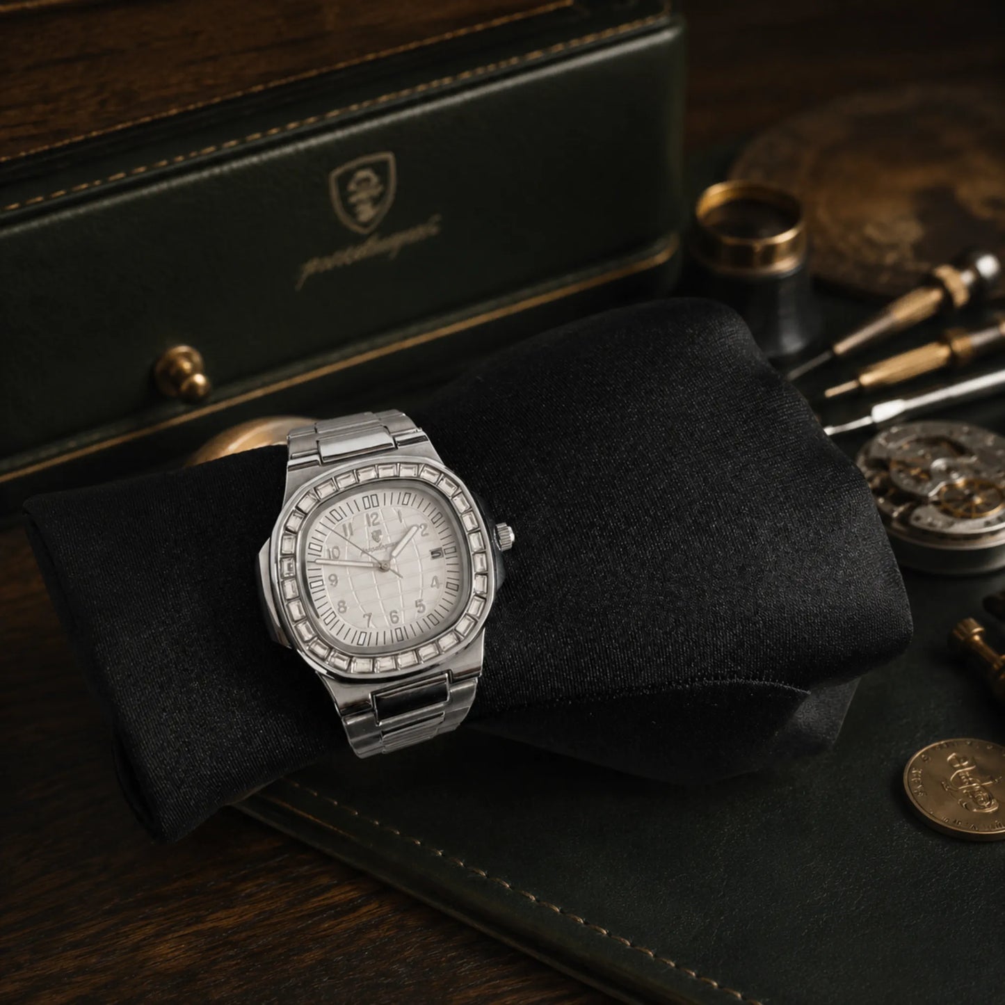 Ashford & Crowe® Cristallin