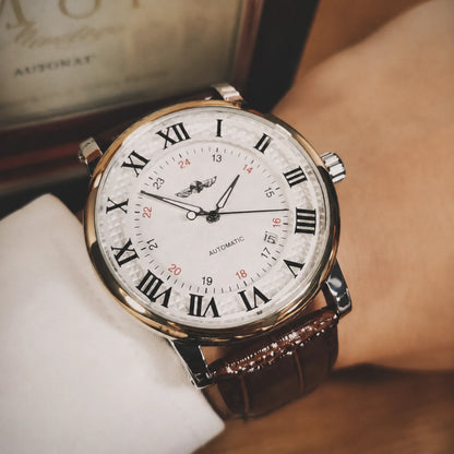 Ashford & Crowe® Laurier