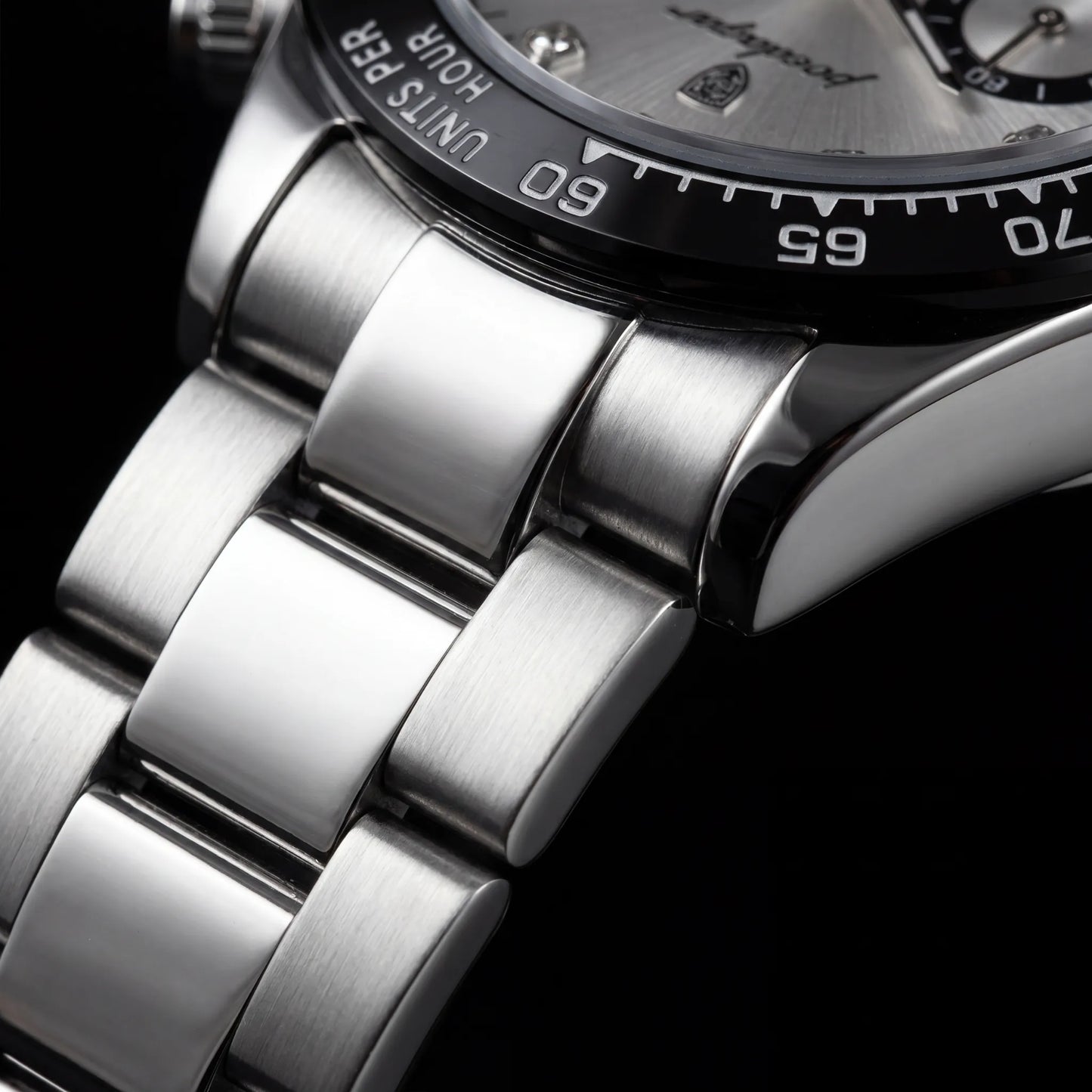 Ashford & Crowe® Lunaire