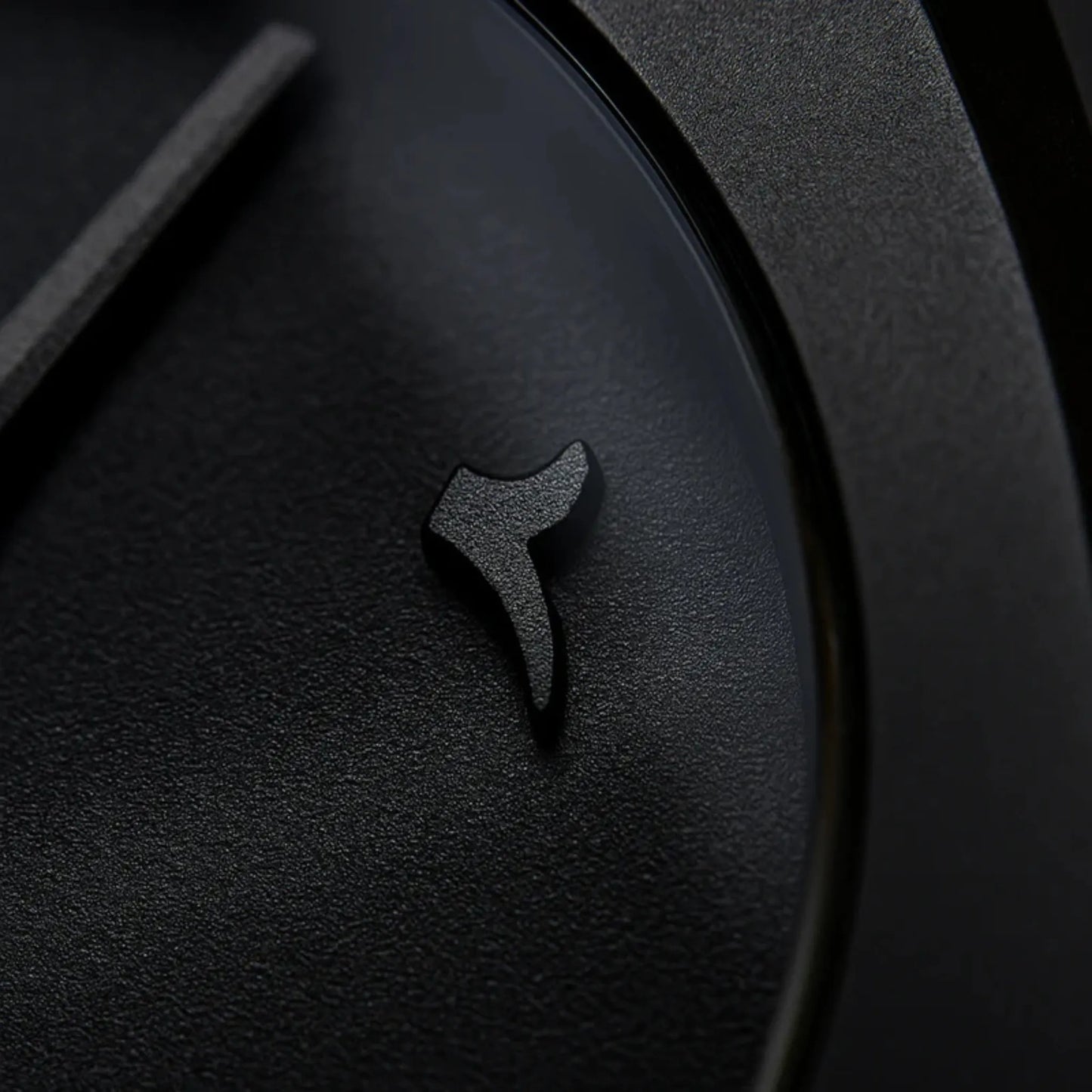 Ashford & Crowe® Minuit