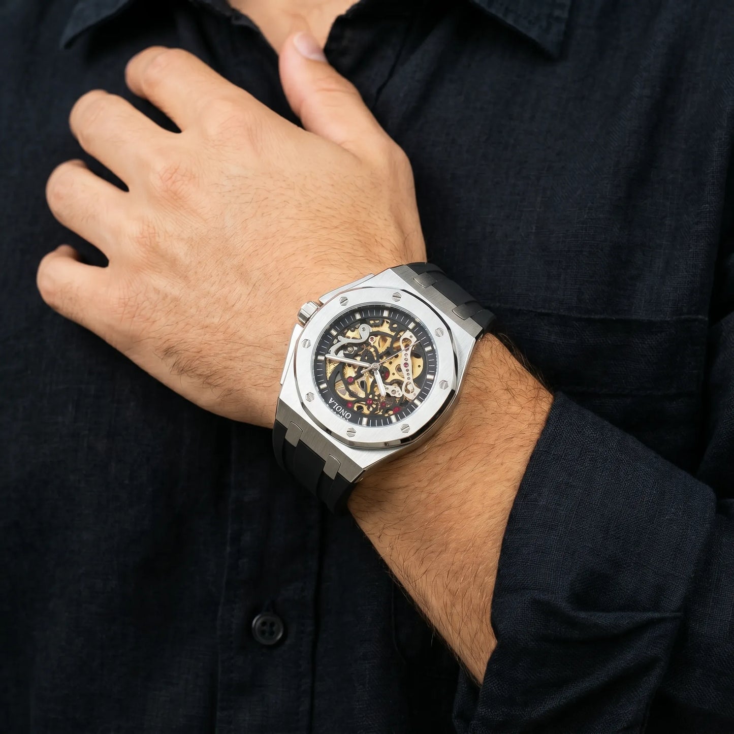 Ashford & Crowe® Obsidian Crest